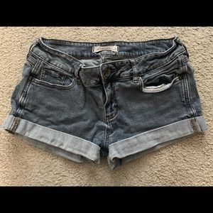 Bullhead Black Shorts